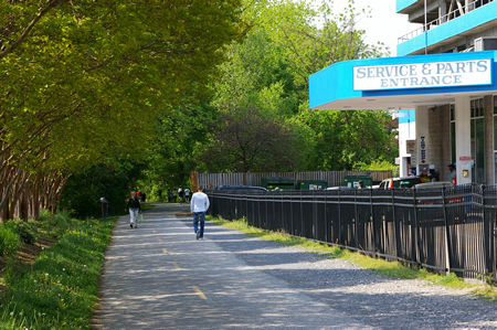 Capital Crescent trail lloking south at Bethesda Ave.