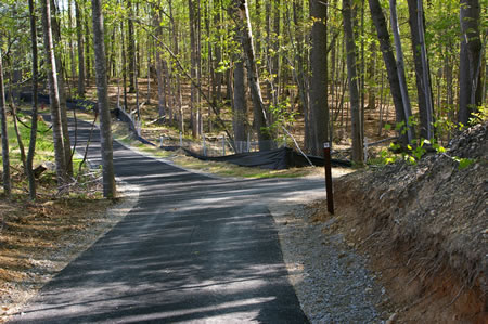 Turn right onto the first intersecting asphalt trail.