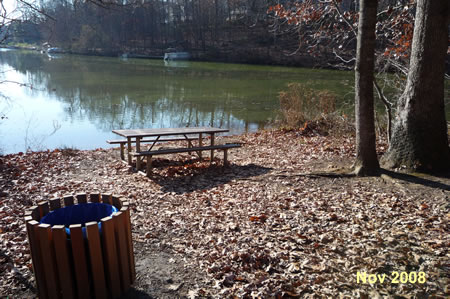 Notice the picnic table on the lake shore near the other end of the dam.