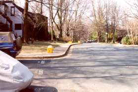 At the end of Scandia Cir take the asphalt path on the right side of the street.